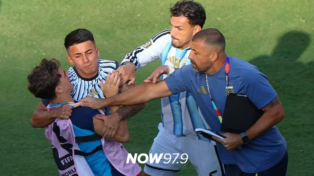 "La FIFA sancionó a la Argentina con 321 mil dólares" - Juan Pablo Varsky, conductor de NOW 97.9, sobre las sanciones de FIFA