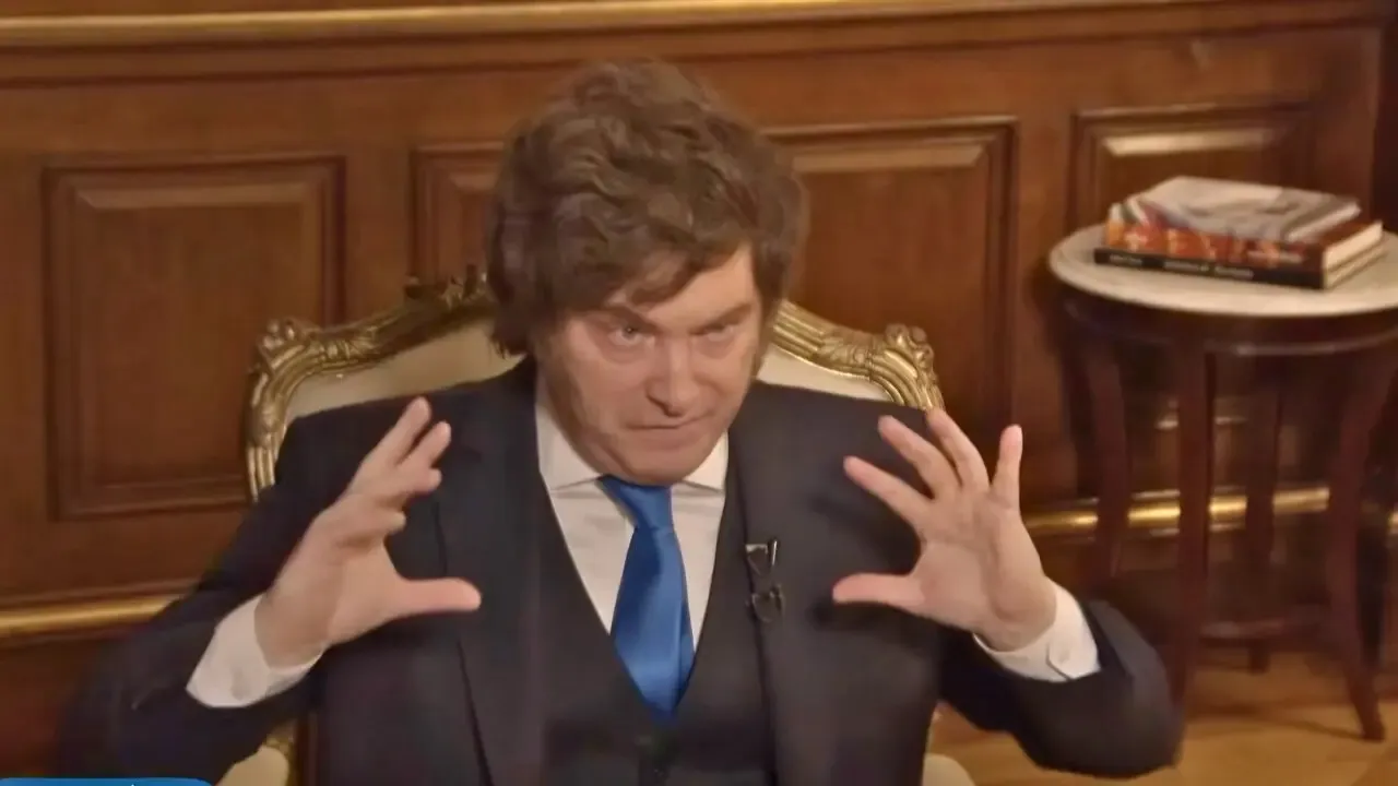 "No hemos identificado expulsiones específicas por terrorismo" - Matías Di Santi, director de medios de Chequeado, sobre la verificación de las declaraciones de Javier Milei 