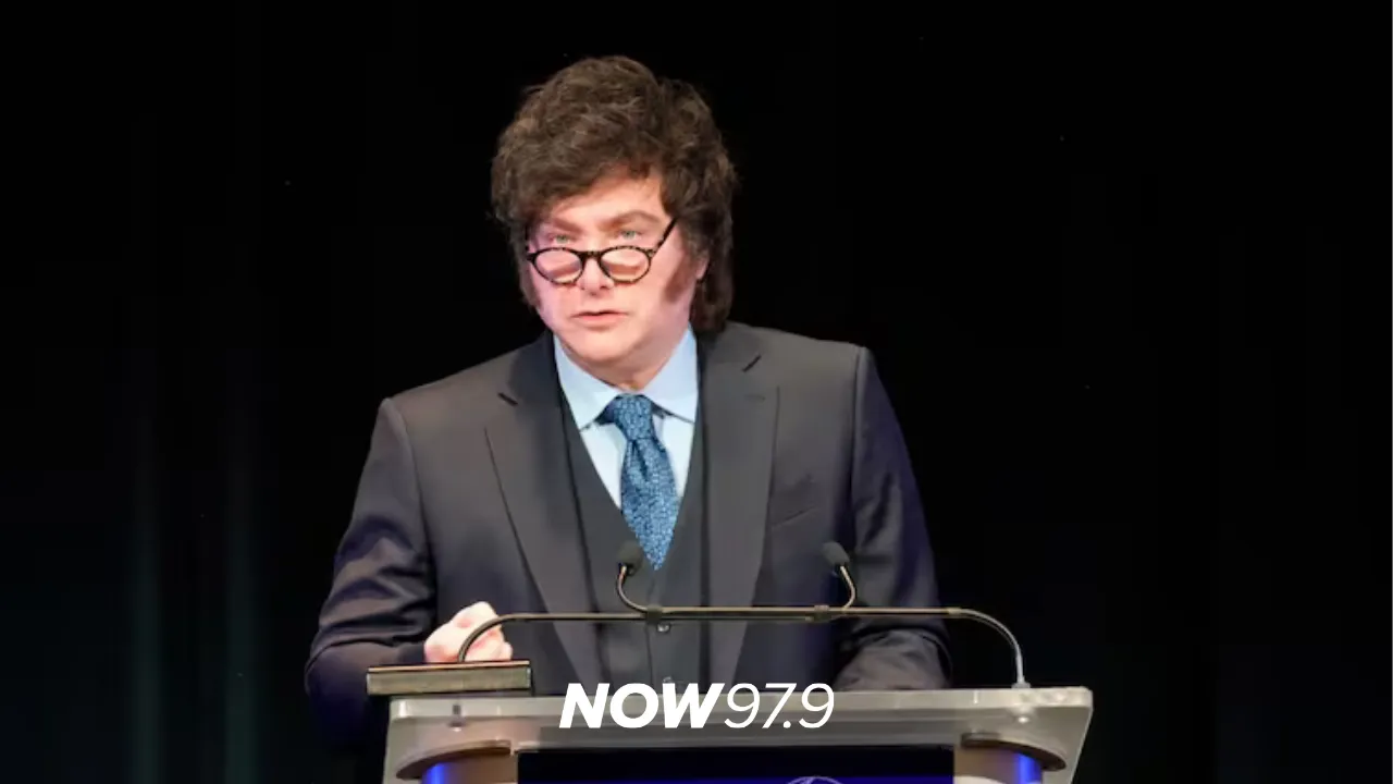 "Me preocupa que el presidente no tenga el pragmatismo para revisar sus ideas" - Emmanuel Álvarez Agis, exviceministro de Economía de la Nación, sobre la entrevista de Milei en LN+, donde defendió su gestión y negó que exista una recesión en la Argentina.