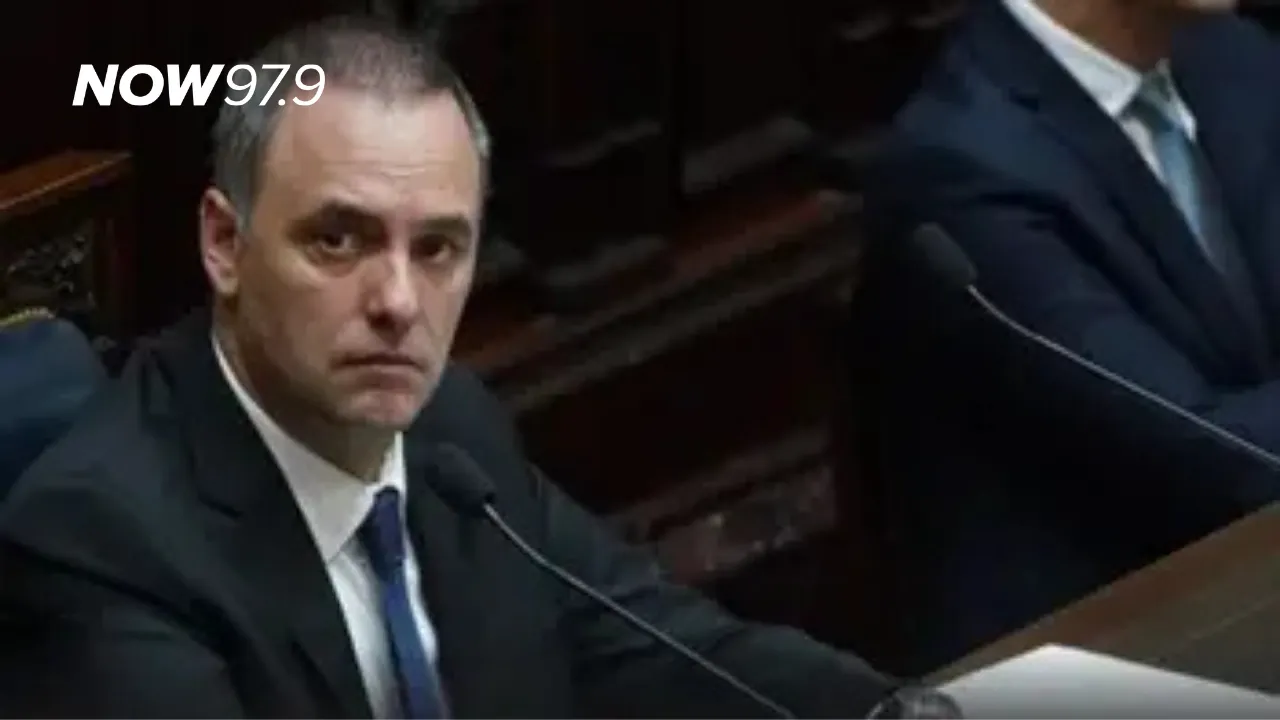 "Adorni confirma que no va a renunciar"- Pablo Juliano, diputado de la Unión Cívica Radical, sobre la respuesta de Manuel Adorni a su pregunta en el Congreso